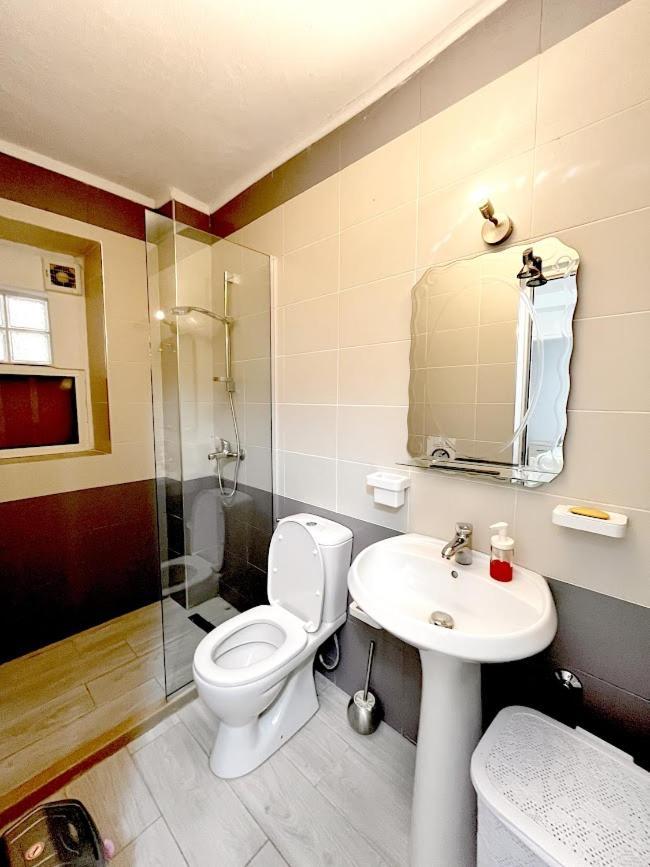 Brunari Apartment Vlorë Εξωτερικό φωτογραφία